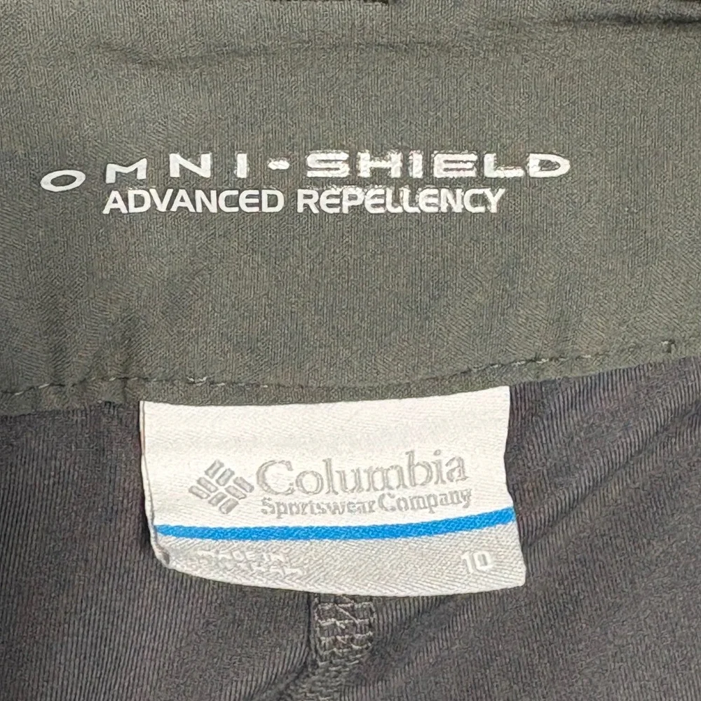 Columbia Omni-Shield Womens Skort‎ Size 10 Gray Hiking Outdoor Active Skirt